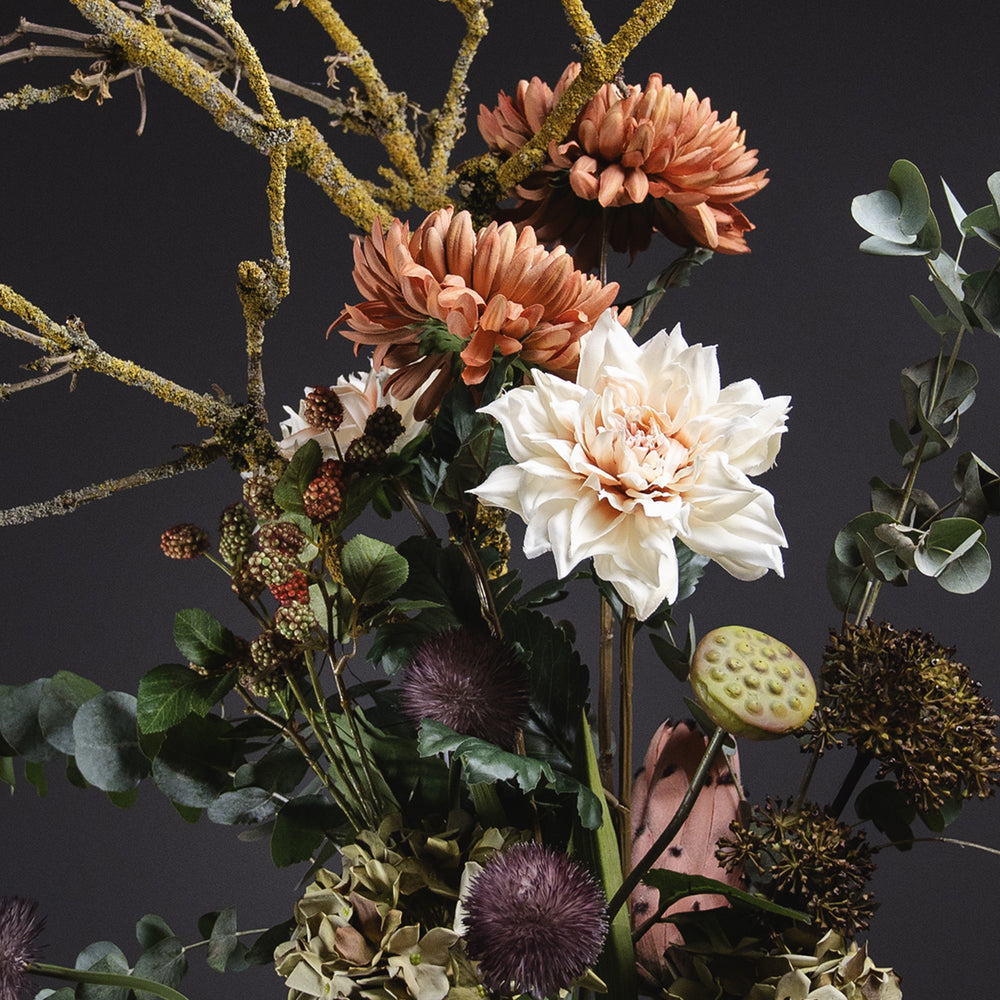 
                  
                    Layla - Silkeblomster
                  
                
